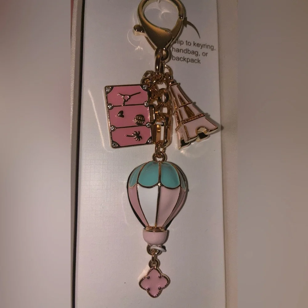 PIPER K Parisian Eiffel Tower Hot Air Balloon Travel Bag Charm Keychain NEW NWT